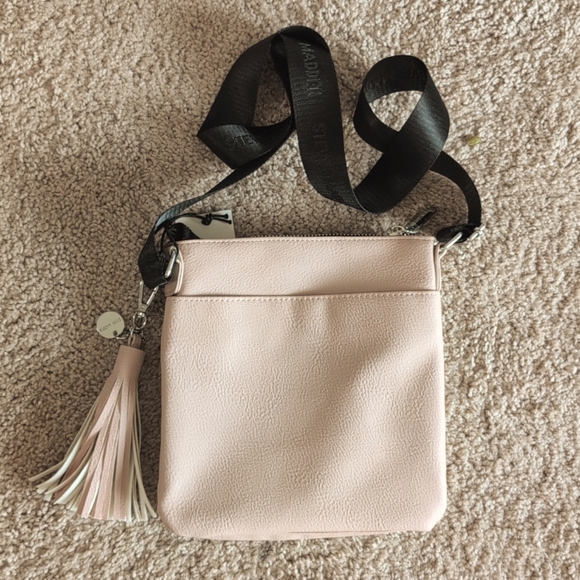 NEW Steve Madden BGlamm Blush Logo Crossbody Bag with Tassel - Picture 7 of 13